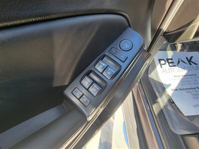 2016 GMC Yukon SLE   - Photo 11 - Bismarck, ND 58504