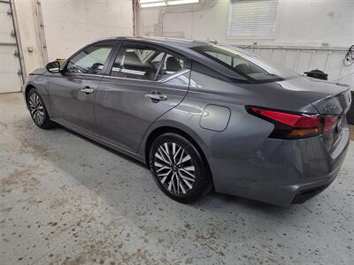 2024 Nissan Altima 2.5 SV   - Photo 5 - Mandan, ND 58554