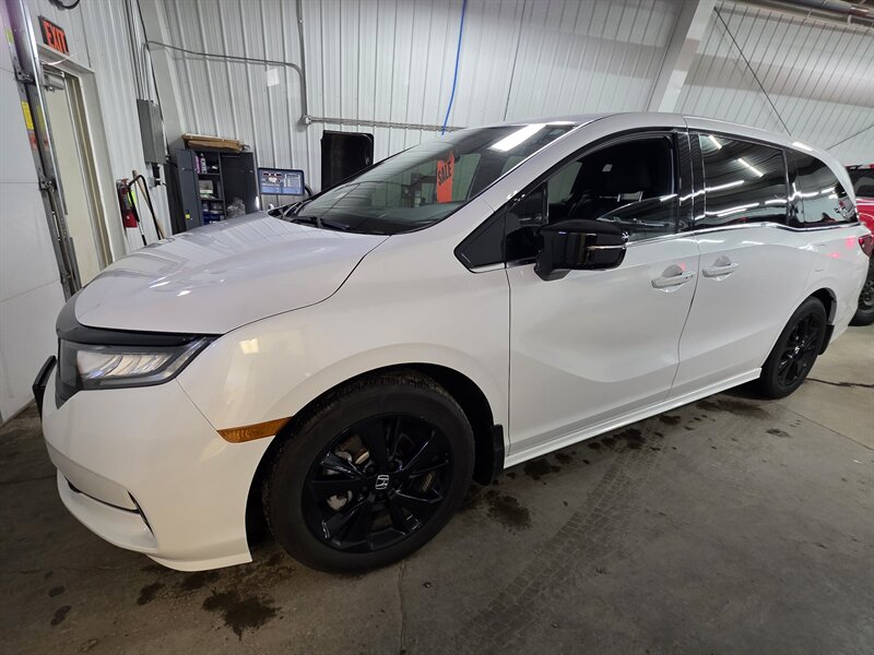 2024 Honda Odyssey SPORT's photo