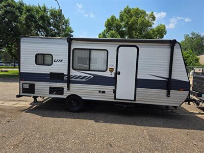 2020 Keystone ZINGER LITE BY CROSSROADS M-18RK   - Photo 1 - Mandan, ND 58554