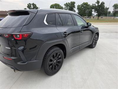 2025 Mazda CX-50 2.5 S Preferred   - Photo 6 - Mandan, ND 58554