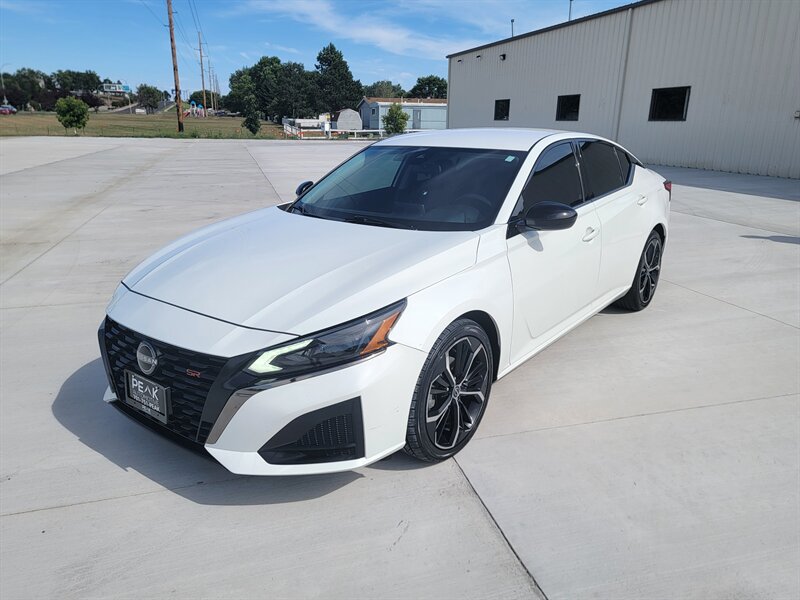 2023 Nissan Altima 2.5 SR   - Photo 1 - Bismarck, ND 58504