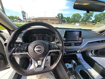 2023 Nissan Altima 2.5 SR   - Photo 20 - Bismarck, ND 58504