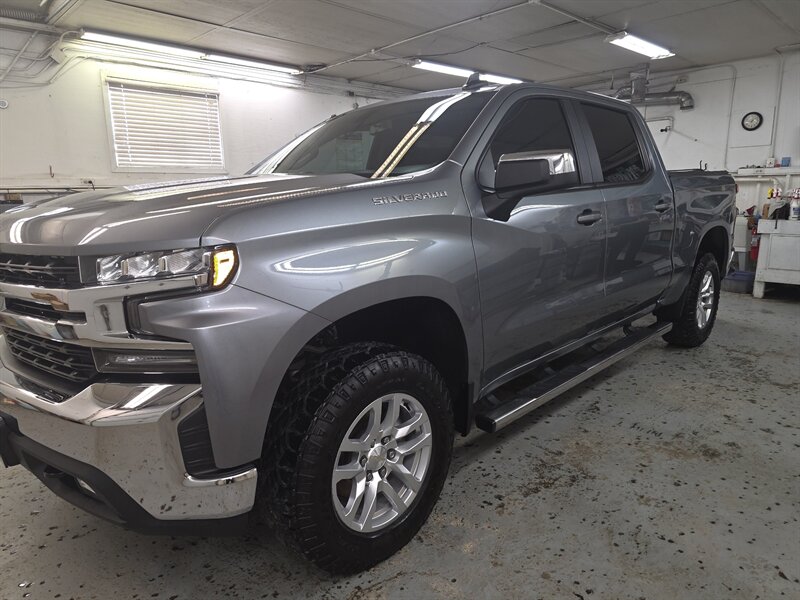2020 Chevrolet Silverado 1500 LT   - Photo 1 - Mandan, ND 58554