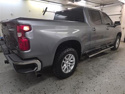 2020 Chevrolet Silverado 1500 LT   - Photo 3 - Mandan, ND 58554