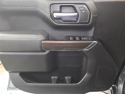2020 Chevrolet Silverado 1500 LT   - Photo 11 - Mandan, ND 58554