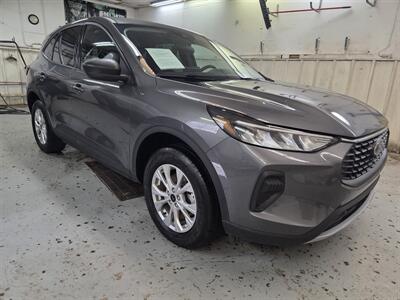 2025 Ford Escape Active   - Photo 2 - Mandan, ND 58554