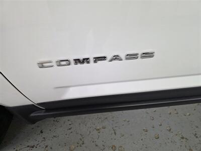 2017 Jeep Compass Latitude   - Photo 7 - Mandan, ND 58554