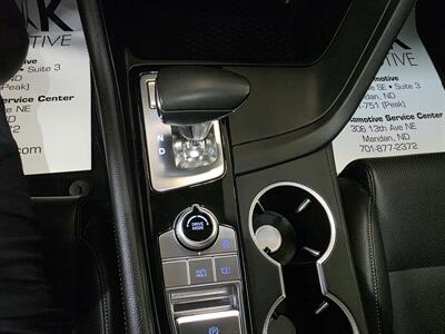 2025 Genesis G70 2.5T Standard   - Photo 18 - Mandan, ND 58554
