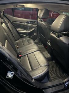 2021 Nissan Maxima 3.5 SV   - Photo 6 - Bismarck, ND 58504