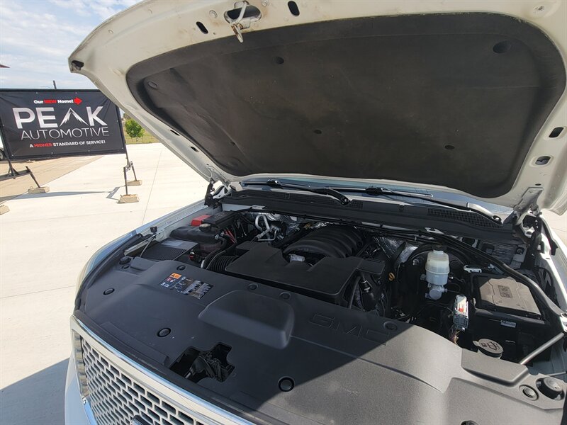 2015 GMC Yukon Denali - Photo 18
