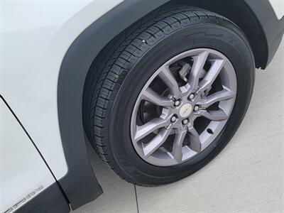 2023 GMC Terrain SLT   - Photo 16 - Bismarck, ND 58504