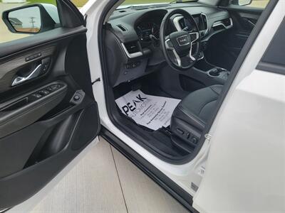2023 GMC Terrain SLT   - Photo 7 - Bismarck, ND 58504