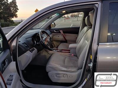 2011 Toyota Highlander Limited   - Photo 13 - Hayward, CA 94541