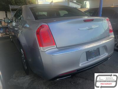 2017 Chrysler 300 C   - Photo 3 - Hayward, CA 94541