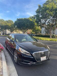 2016 Hyundai SONATA Hybrid Limited  