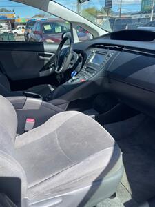 2012 Toyota Prius Three   - Photo 8 - Van Nuys, CA 91402
