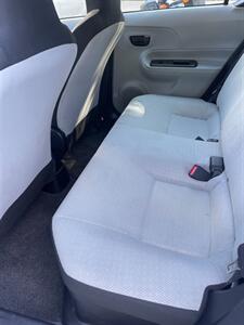 2014 Toyota Prius c One   - Photo 10 - Van Nuys, CA 91402