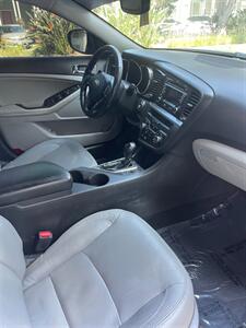 2013 Kia Optima EX   - Photo 9 - Van Nuys, CA 91402