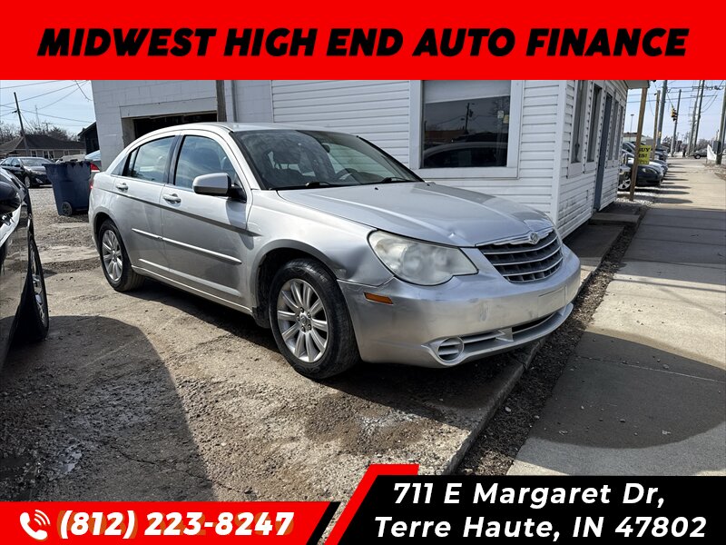 2010 Chrysler Sebring Limited   - Photo 1 - Terre Haute, IN 47802