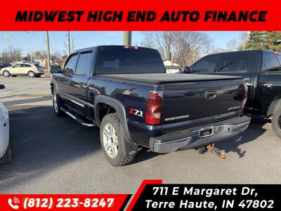 2005 Chevrolet Silverado 1500 LS 4dr Crew Cab LS   - Photo 3 - Terre Haute, IN 47802