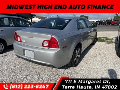 2011 Chevrolet Malibu LT   - Photo 2 - Terre Haute, IN 47802