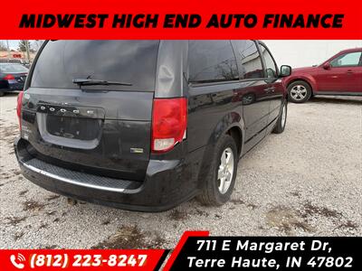 2011 Dodge Grand Caravan Mainstreet   - Photo 2 - Terre Haute, IN 47802