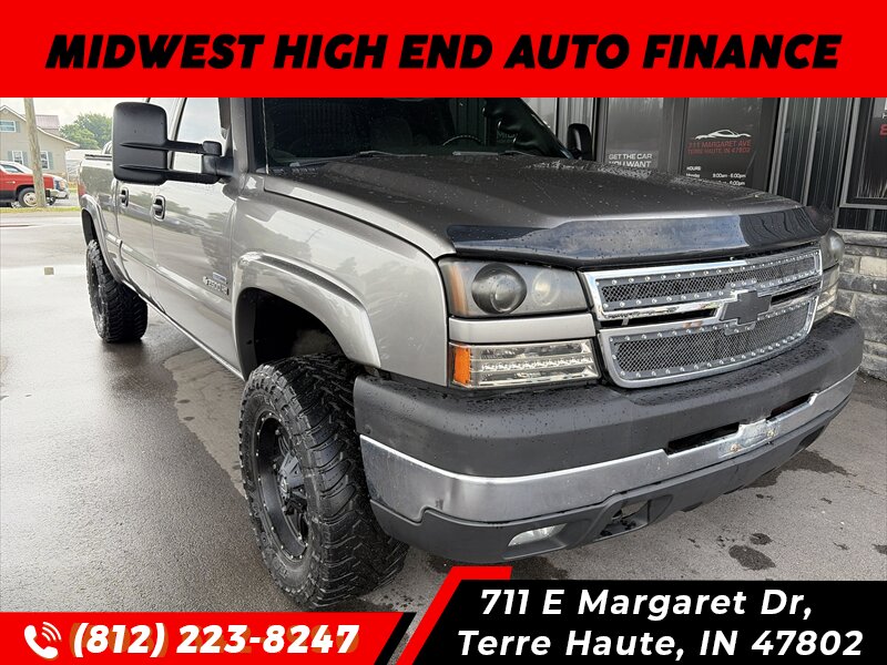 2007 Chevrolet Silverado 2500 Work Truck Work Truck 4dr Crew Cab   - Photo 1 - Terre Haute, IN 47802