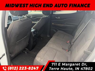 2017 GMC Acadia SLE-1   - Photo 12 - Terre Haute, IN 47802