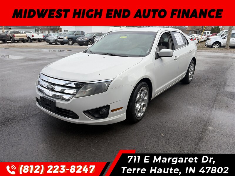 2010 Ford Fusion SE   - Photo 1 - Terre Haute, IN 47802