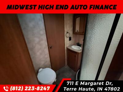 2015 CROSSROADS SUNSET TRAIL SF33 RL   - Photo 16 - Terre Haute, IN 47802