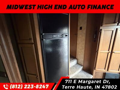 2015 CROSSROADS SUNSET TRAIL SF33 RL   - Photo 12 - Terre Haute, IN 47802