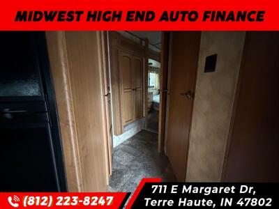 2015 CROSSROADS SUNSET TRAIL SF33 RL   - Photo 14 - Terre Haute, IN 47802