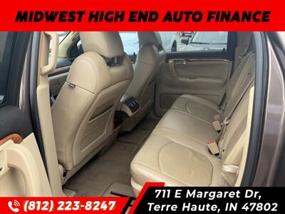 2009 Saturn Outlook XR   - Photo 6 - Terre Haute, IN 47802