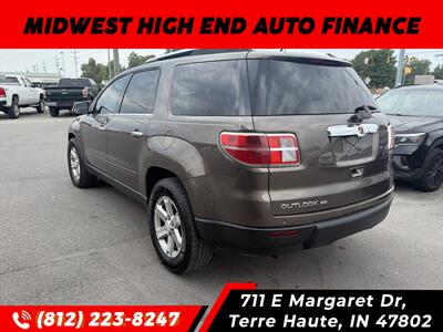 2009 Saturn Outlook XR   - Photo 3 - Terre Haute, IN 47802
