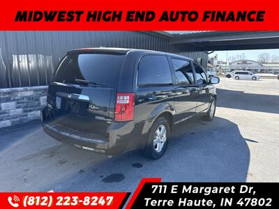 2009 Dodge Grand Caravan SE   - Photo 2 - Terre Haute, IN 47802