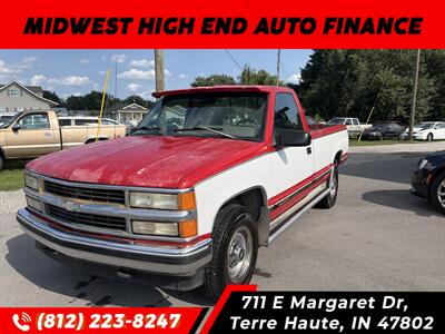 1996 Chevrolet C2500 Cheyenne   - Photo 4 - Terre Haute, IN 47802