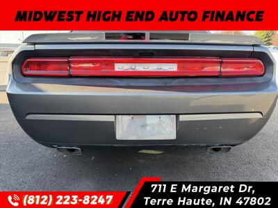 2012 Dodge Challenger SXT   - Photo 3 - Terre Haute, IN 47802