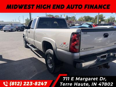 2005 Chevrolet Silverado 2500 Work Truck 4dr Extended Cab Work Truck   - Photo 4 - Terre Haute, IN 47802