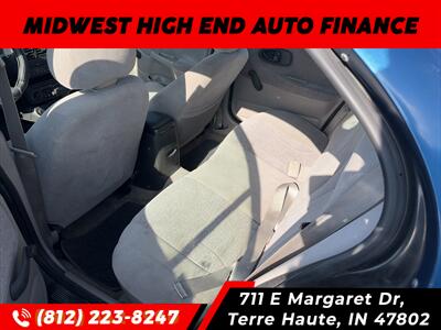 2002 Saturn SL2   - Photo 6 - Terre Haute, IN 47802