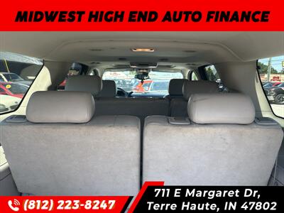 2007 Chevrolet Suburban LS   - Photo 6 - Terre Haute, IN 47802