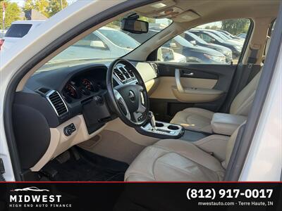 2011 GMC Acadia SLT-1   - Photo 9 - Terre Haute, IN 47802