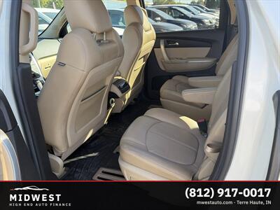 2011 GMC Acadia SLT-1   - Photo 13 - Terre Haute, IN 47802