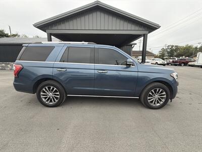 2018 Ford Expedition Limited   - Photo 4 - Terre Haute, IN 47802