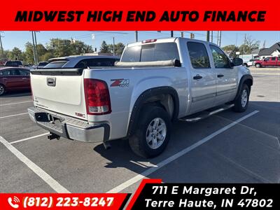 2011 GMC Sierra 1500 SLE - Photo 2 - Terre Haute, IN 47802