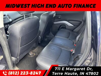 2010 Mitsubishi Outlander XLS   - Photo 5 - Terre Haute, IN 47802