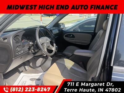 2005 Chevrolet TrailBlazer EXT LT   - Photo 5 - Terre Haute, IN 47802