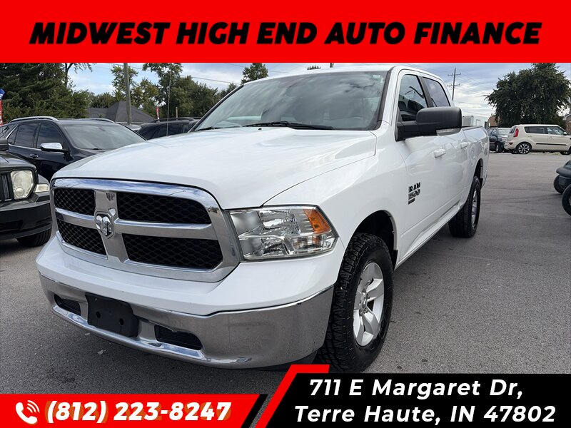 2019 RAM 1500 Classic SLT   - Photo 1 - Terre Haute, IN 47802