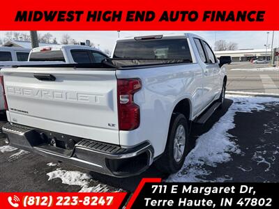 2020 Chevrolet Silverado 1500 LT   - Photo 2 - Terre Haute, IN 47802