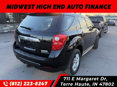 2015 Chevrolet Equinox LS   - Photo 2 - Terre Haute, IN 47802